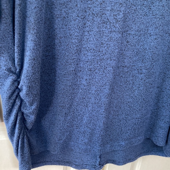 ❤️‍🔥5/20$ LILY MORGAN 💫 Women’s Blue Soft Crisscross Back Round Neck Top - Picture 4 of 9